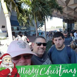 Meet your Posher, Adam